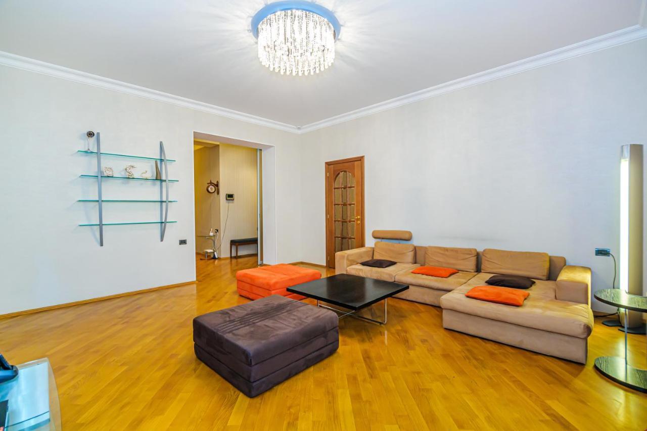 דירות באקו Vip Apartamen Nizami Street מראה חיצוני תמונה