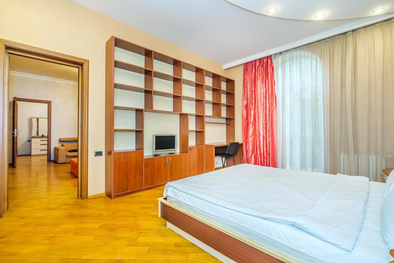 דירות באקו Vip Apartamen Nizami Street מראה חיצוני תמונה